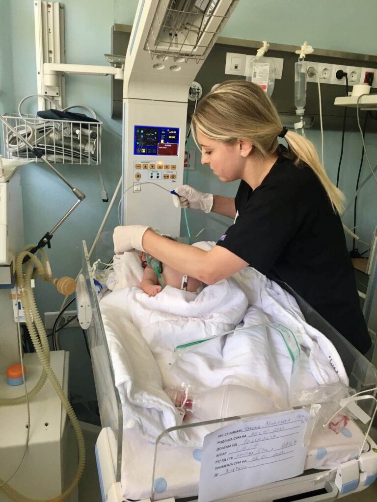 4 Lessons Ive Learned from Working in the NICU Passports and Preemies